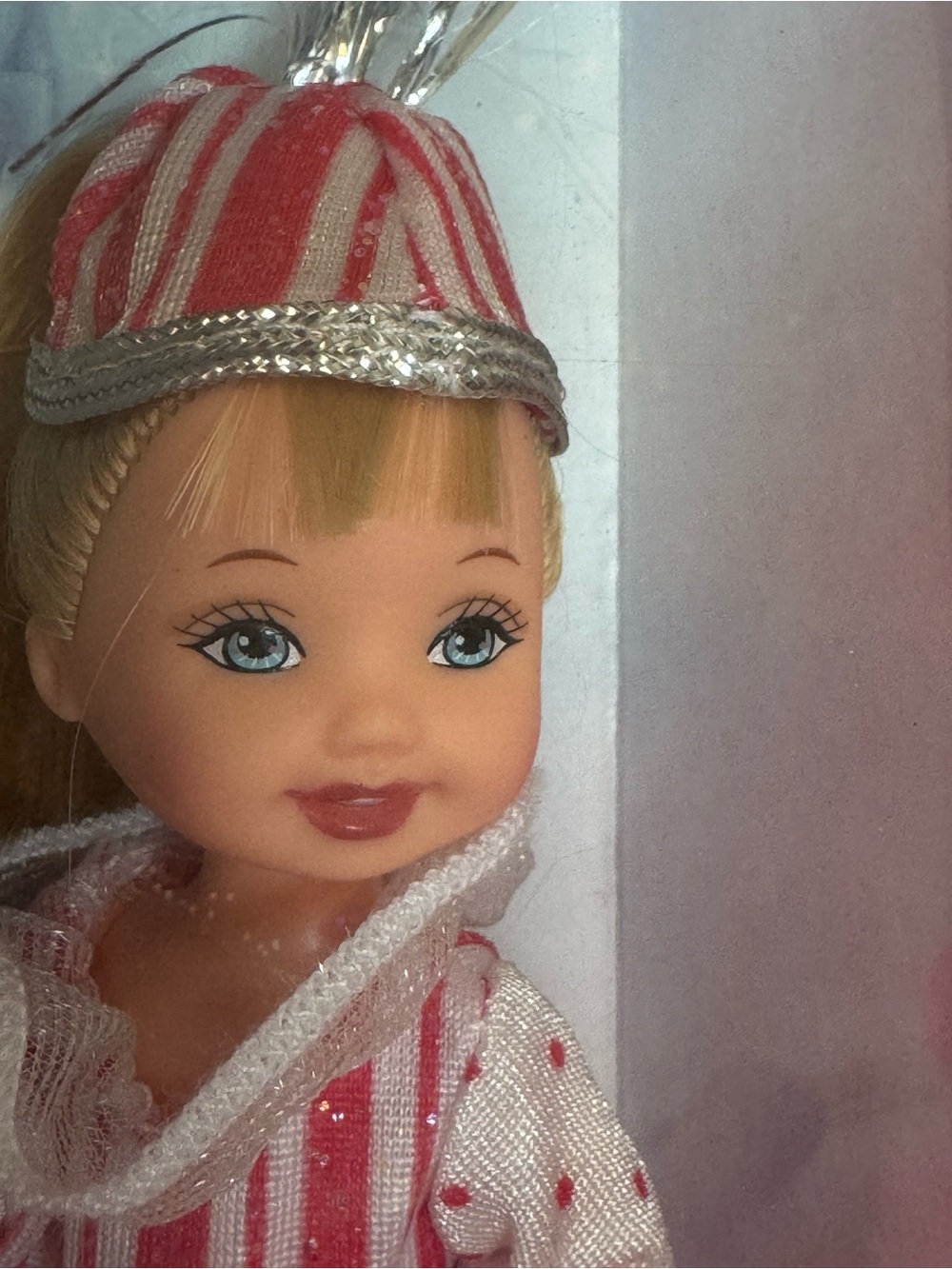 Mattel 2001 Kelly Nutcracker Peppermint doll - Picture 5 of 11